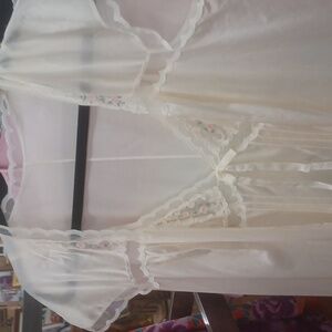 Vintage bridal lingerie gown & robe